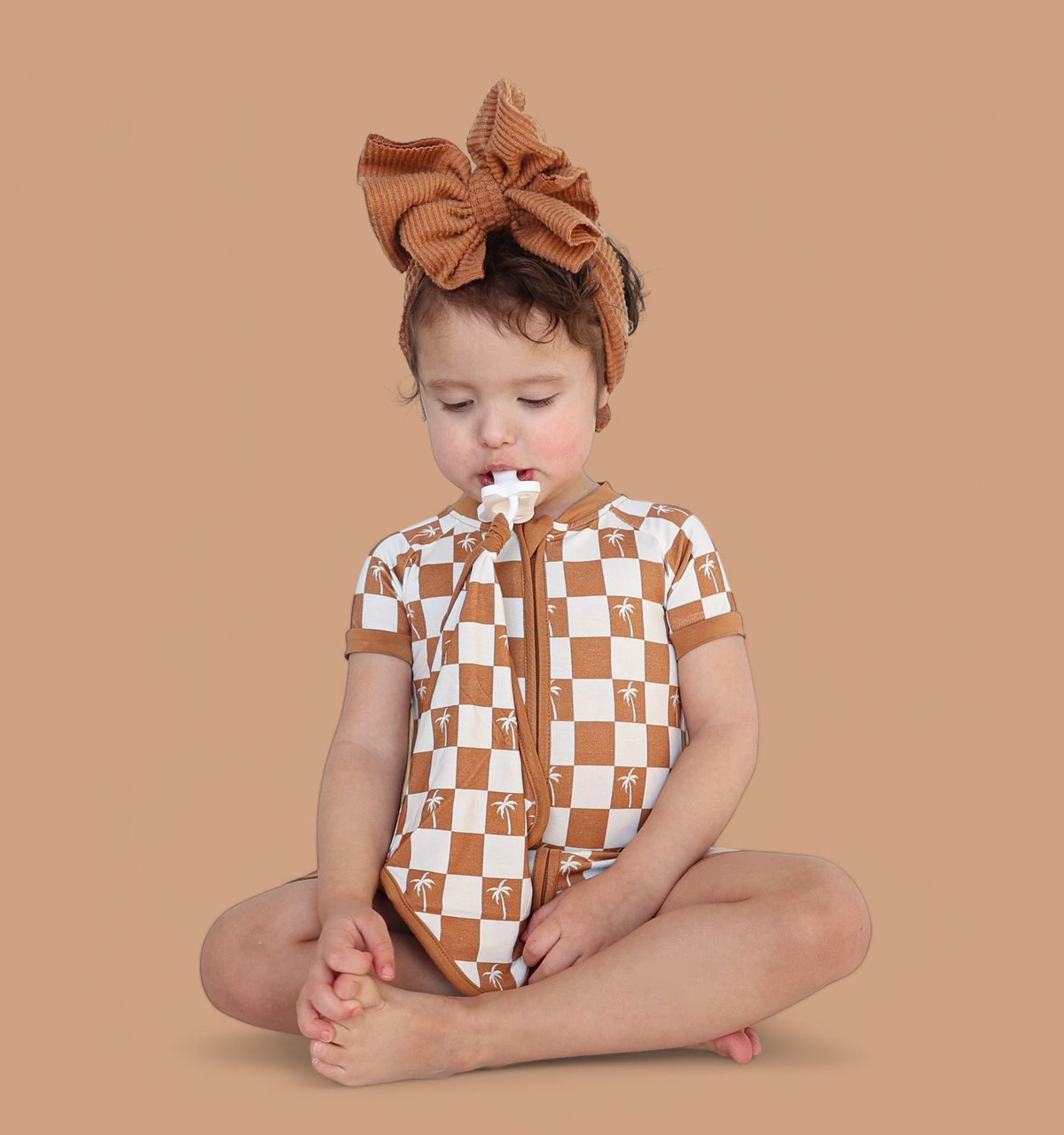 DREAM BIG LITTLE CO EXCLUSIVE SANDY BEACH CHECKERS DREAM LOVEYEveretts Place