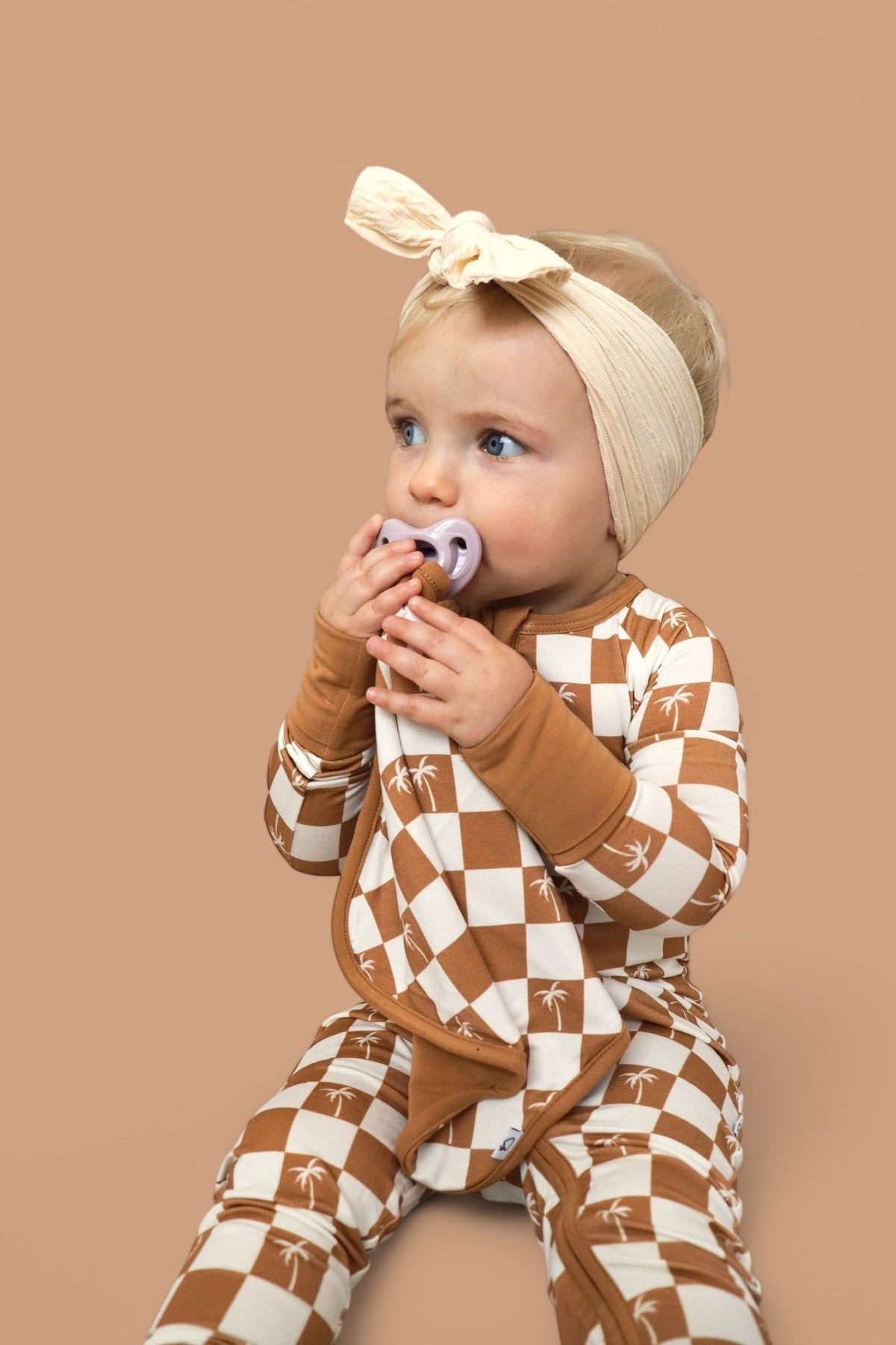 DREAM BIG LITTLE CO EXCLUSIVE SANDY BEACH CHECKERS DREAM LOVEYEveretts Place