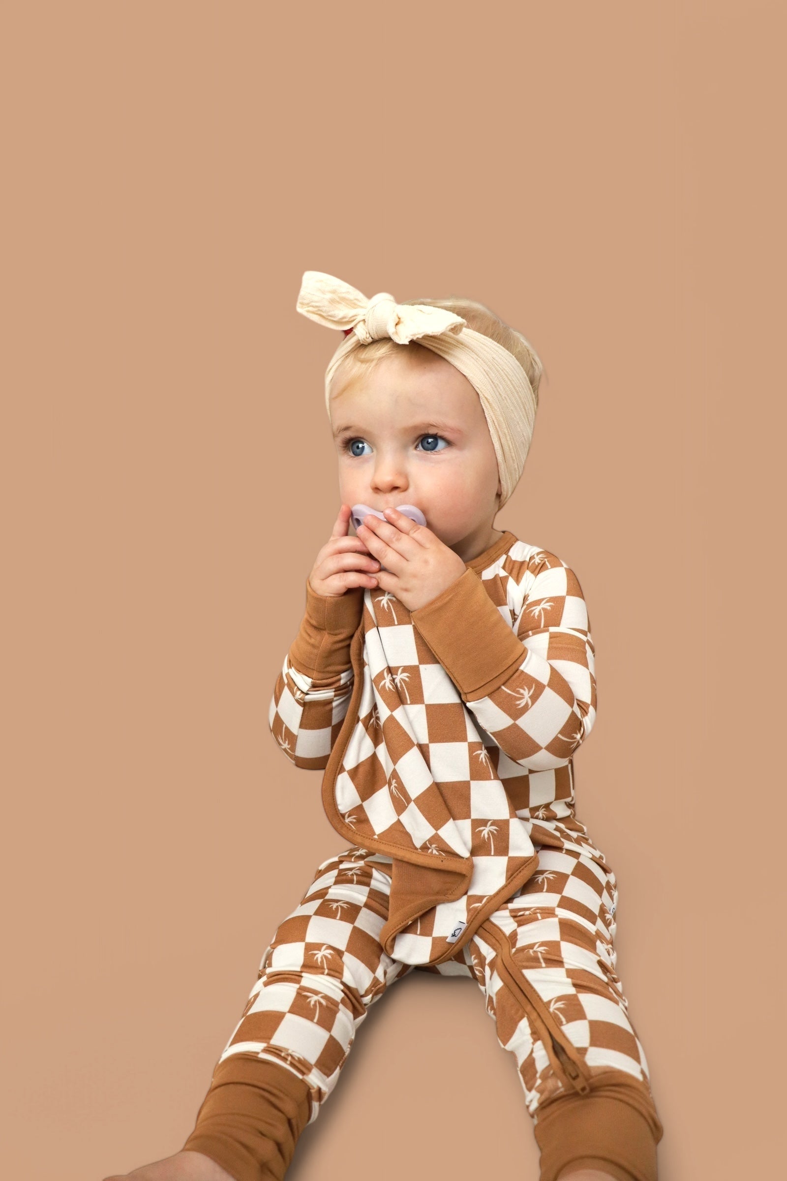 DREAM BIG LITTLE CO EXCLUSIVE SANDY BEACH CHECKERS DREAM LOVEYEveretts Place