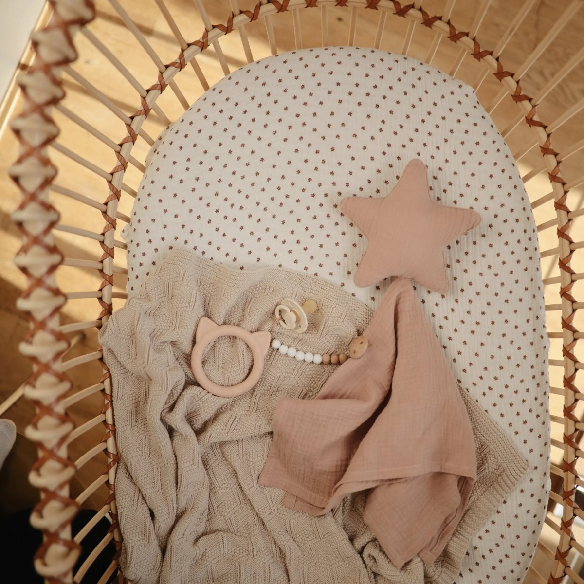 Mushie Extra Soft Bassinet Muslin Crib Sheet for Baby - 100 Percent Cotton Breathable Fabric - 