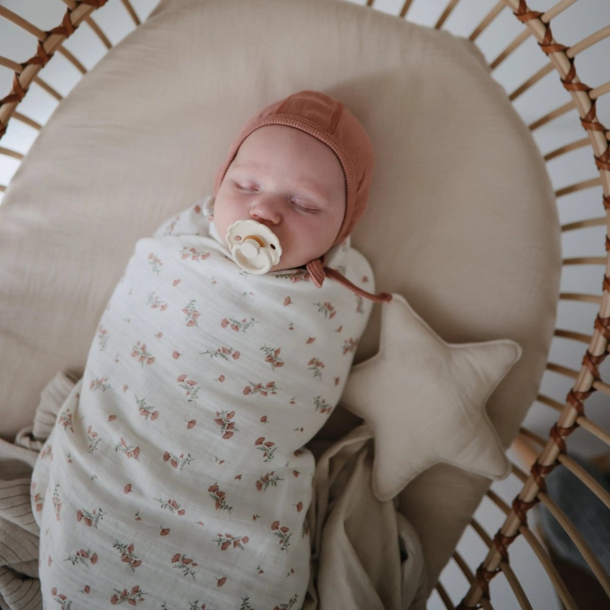 Mushie Extra Soft Bassinet Muslin Crib Sheet for Baby - 100 Percent Cotton Breathable Fabric - 