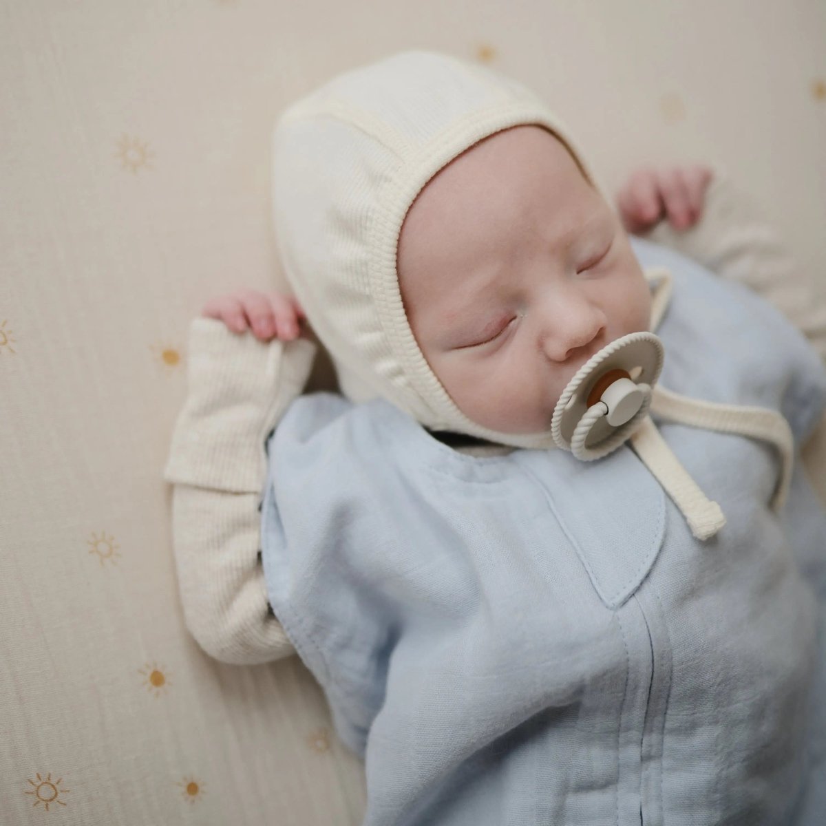 Mushie Extra Soft Bassinet Muslin Crib Sheet for Baby - 100 Percent Cotton Breathable Fabric - 