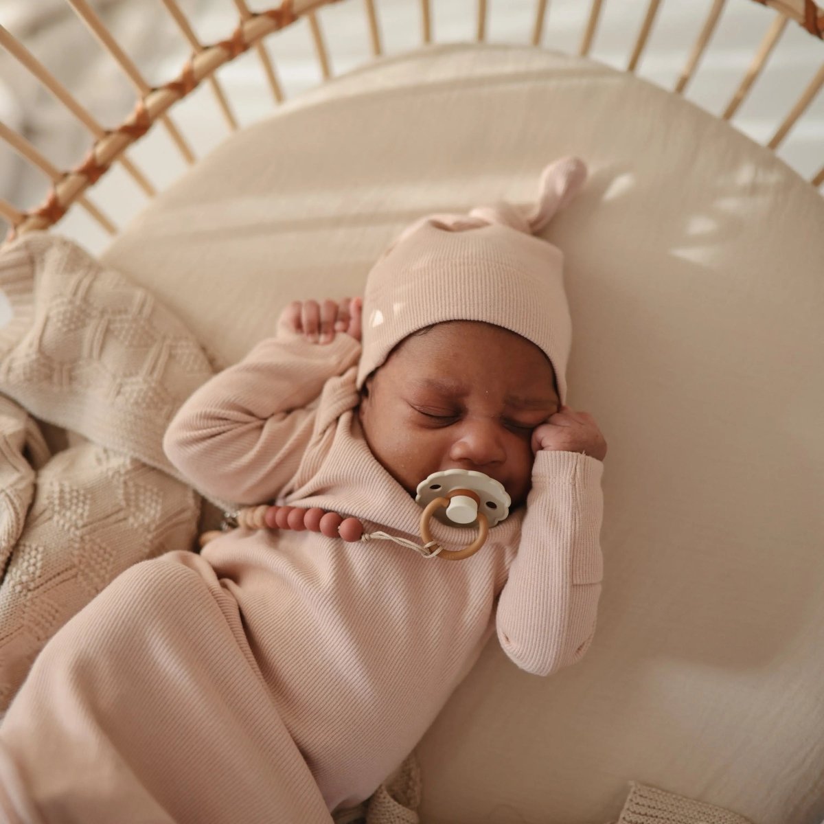 Mushie Extra Soft Bassinet Muslin Crib Sheet for Baby - 100 Percent Cotton Breathable Fabric - 