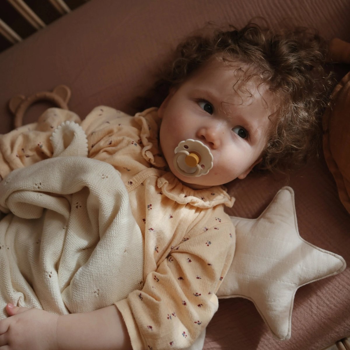 Mushie Extra Soft Bassinet Muslin Crib Sheet for Baby - 100 Percent Cotton Breathable Fabric - 