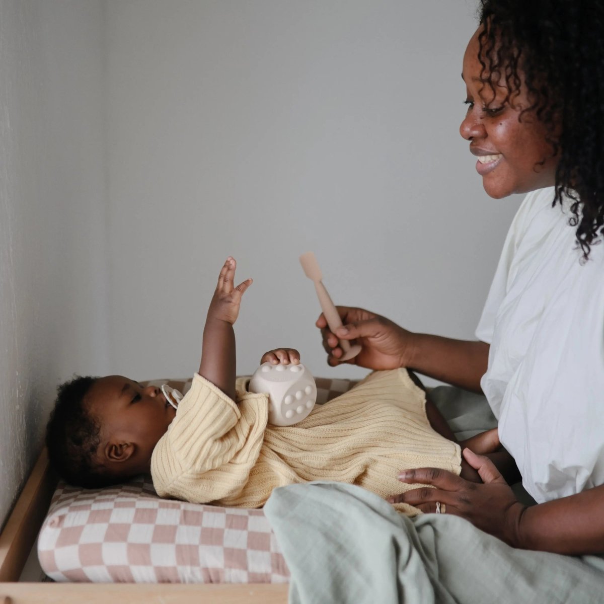 Mushie Extra Soft Muslin Changing Pad Cover 100 Percent Cotton Breathable and Cozy Design - Everetts Place Boutique - 