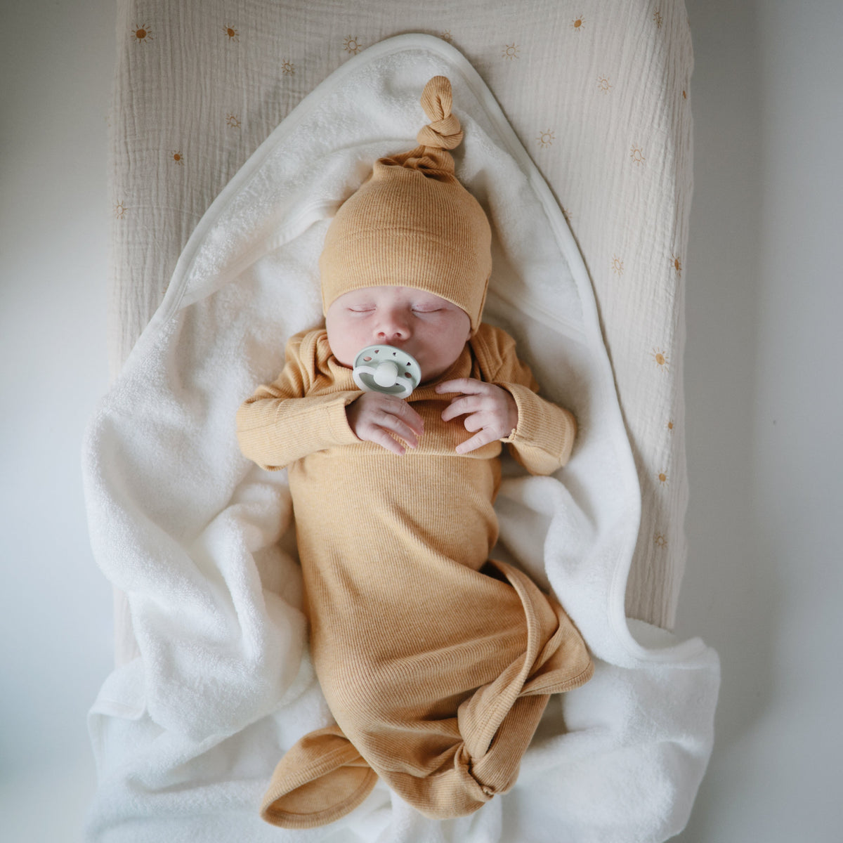 Mushie Extra Soft Muslin Changing Pad CoverEveretts Place