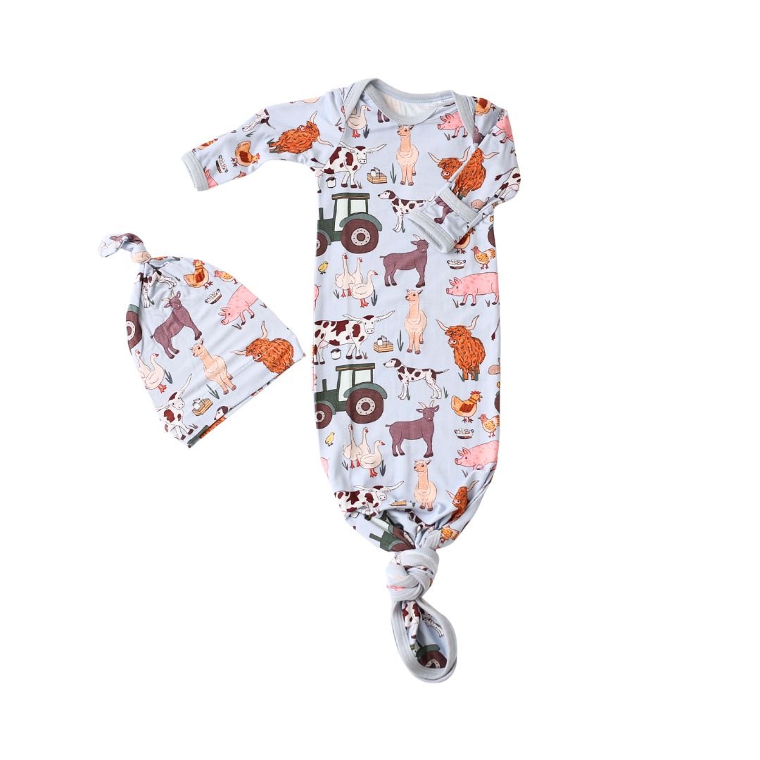 Baby gown with farm animal print and matching hat, featuring fold-over mittens and knotted bottom