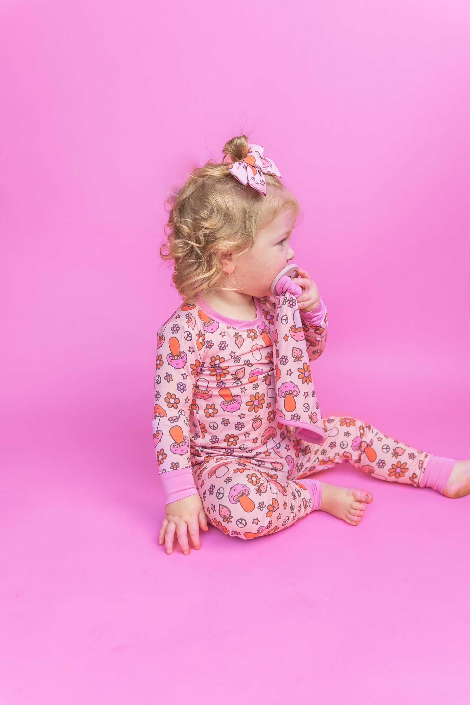 DREAM BIG LITTLE CO FEELIN' MUSHY DREAM SETEveretts Place