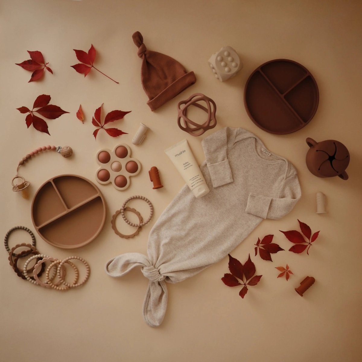 Mushie Finger Toothbrush for Babies BPA Free and Chemical Free Food Grade Silicone - Everetts Place Boutique - 