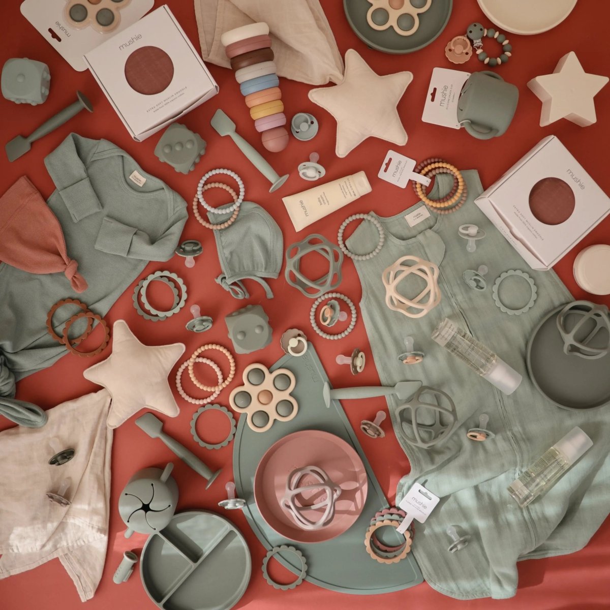 Mushie Finger Toothbrush for Babies BPA Free and Chemical Free Food Grade Silicone - Everetts Place Boutique - 