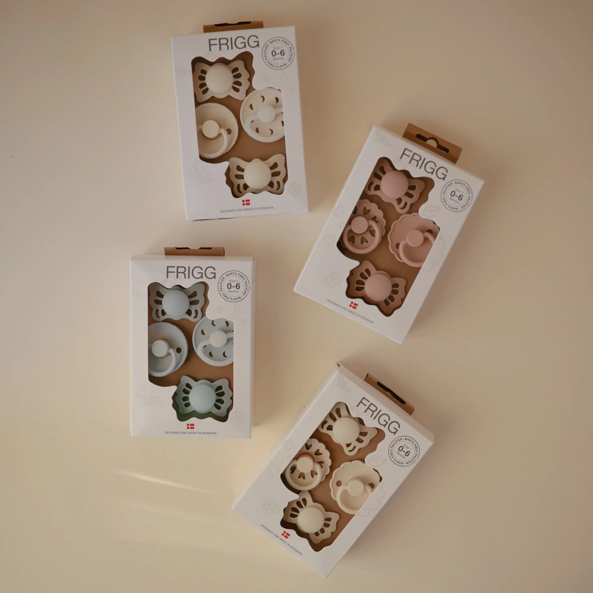 Frigg Baby's First Pacifier Floral Heart Cream 4 Pack Mushie