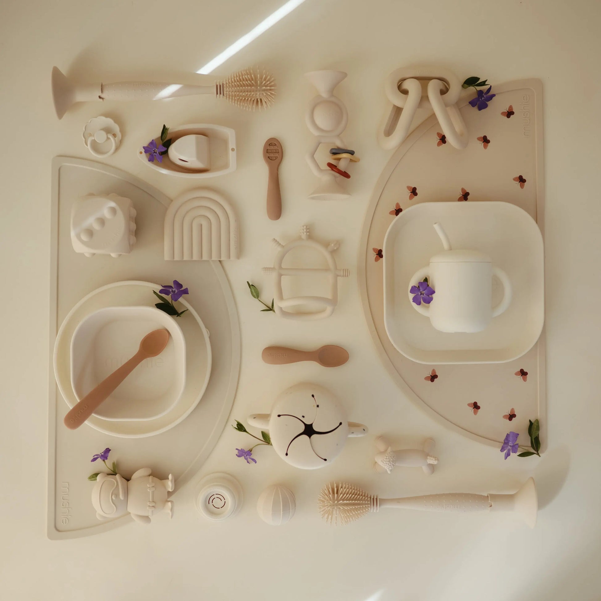 Square Dinnerware Plates for Babies BPA-Free Plastic Microwave and Dishwasher Safe Made in Denmark Mushie