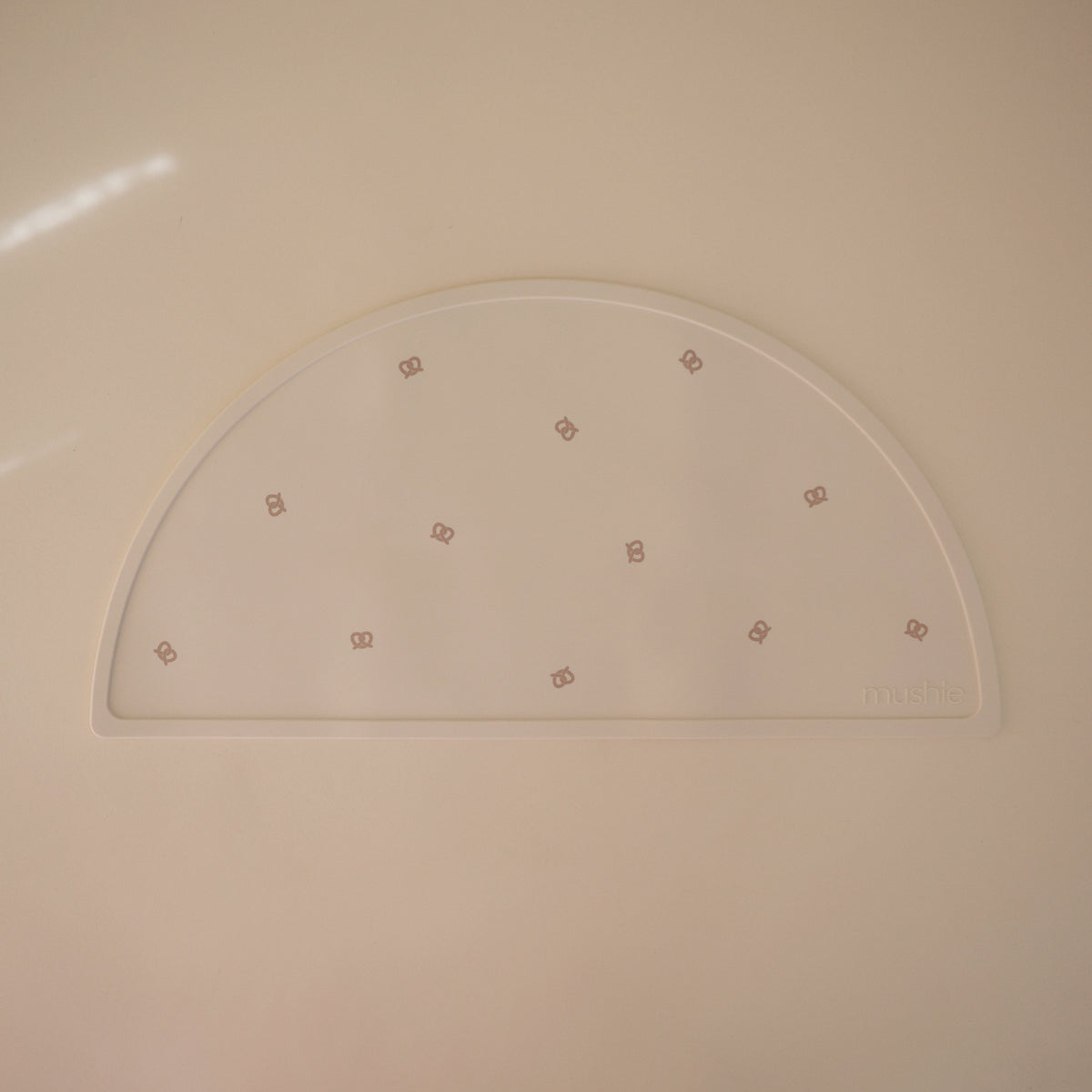 Silicone Placemat, Polka Dot by Mushie