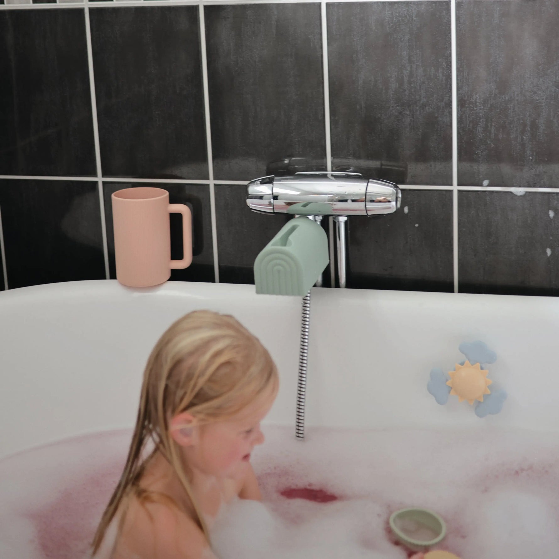 Mushie Bath Rinse Cup for Kids with Textured Grip and Controlled Water Stream - Baby & Toddler > Baby Bathing Bath Rinse Cup