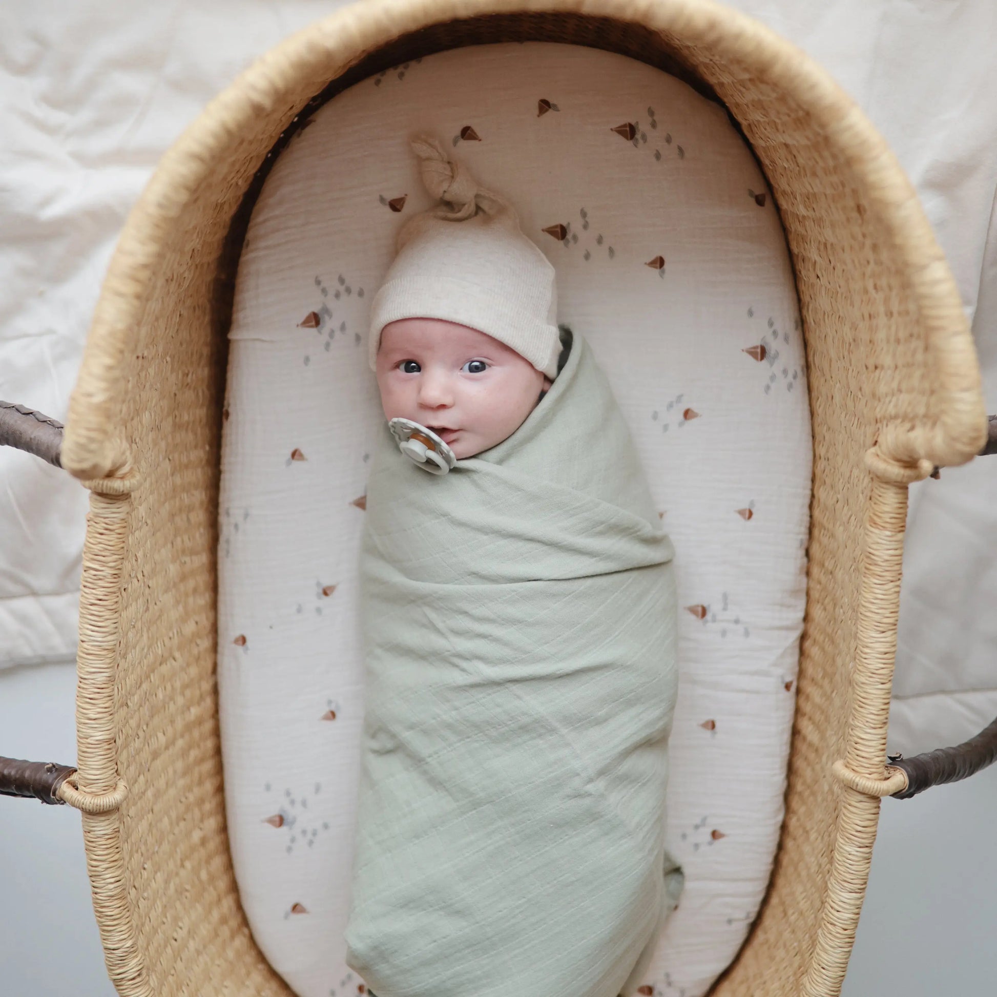 Extra Soft Bassinet Muslin Crib Sheet for Baby - 100 Percent Cotton Breathable Fabric Mushie