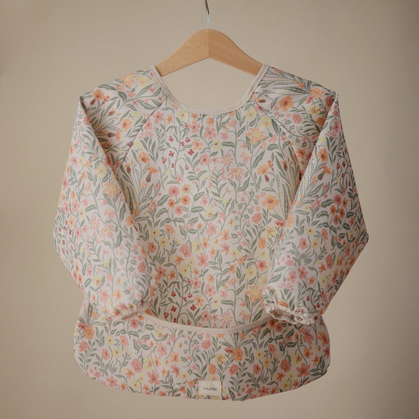 Long Sleeve Bib, 6-24 Months by Mushie