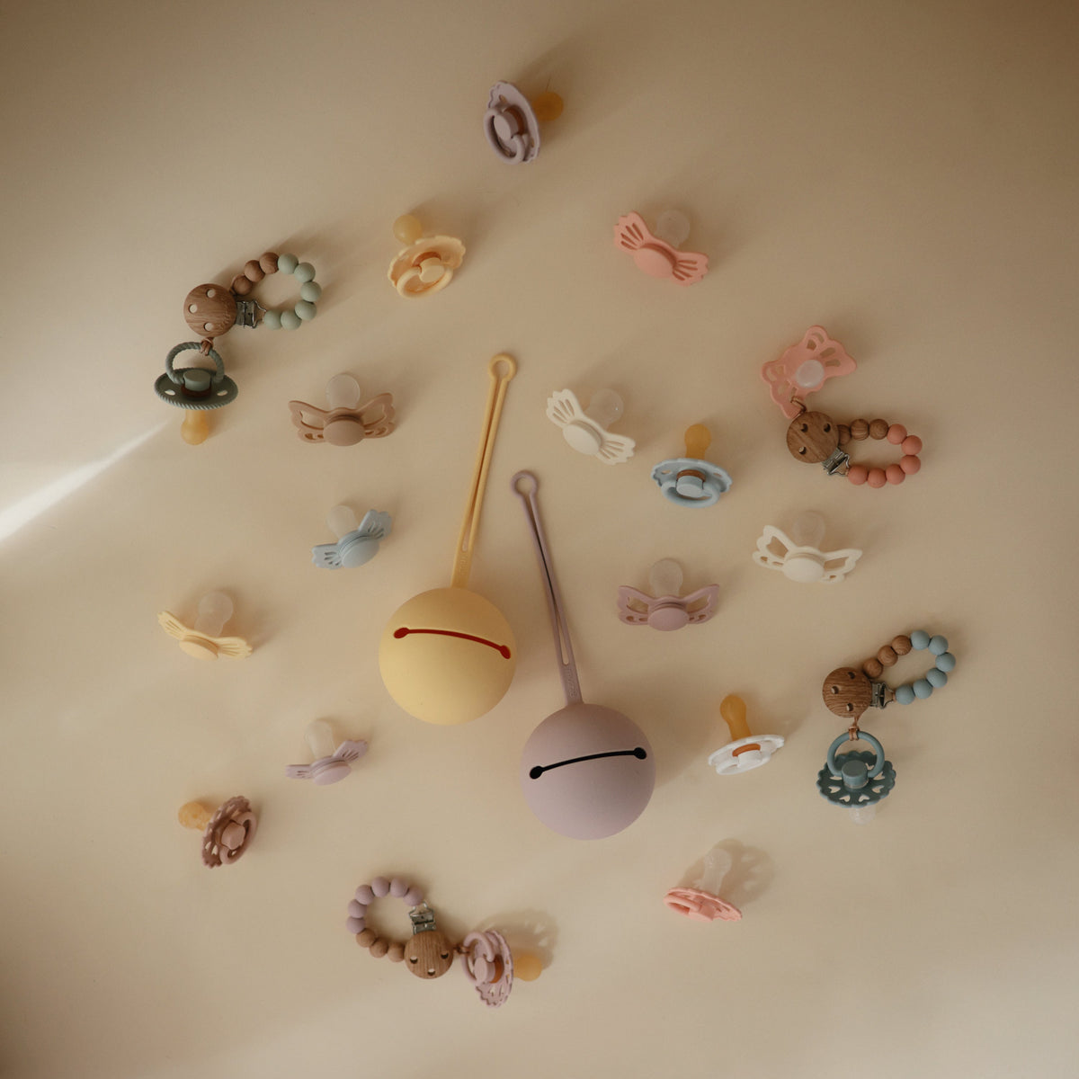 Silicone Pacifier Case, Holds 3 Pacifiers by Mushie (view 42 of 56)