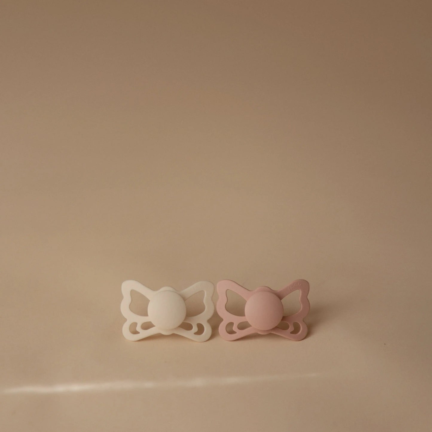 Frigg Butterfly Anatomical Silicone Pacifier 2 Pack 6 to 18 Months Mushie