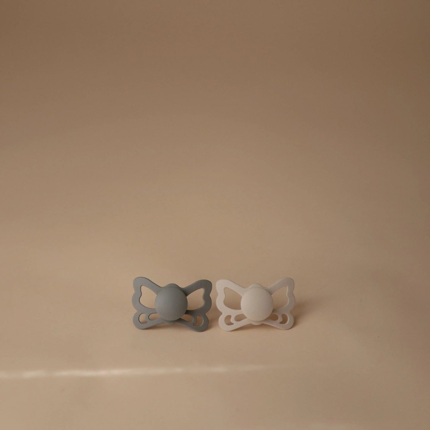 Frigg Butterfly Anatomical Silicone Pacifier 2 Pack 6 to 18 Months Mushie