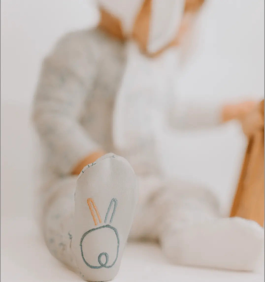 Finn + Emma footie | bunnies - 