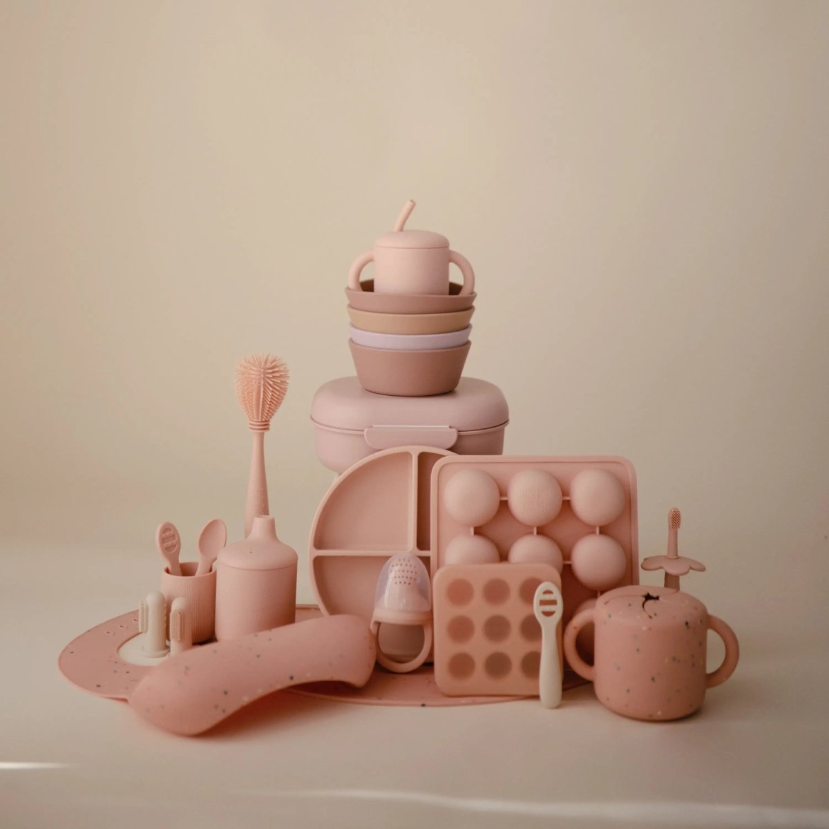 Mushie Fresh Food Feeder Freezer Tray for Purees and Mashed Foods - 