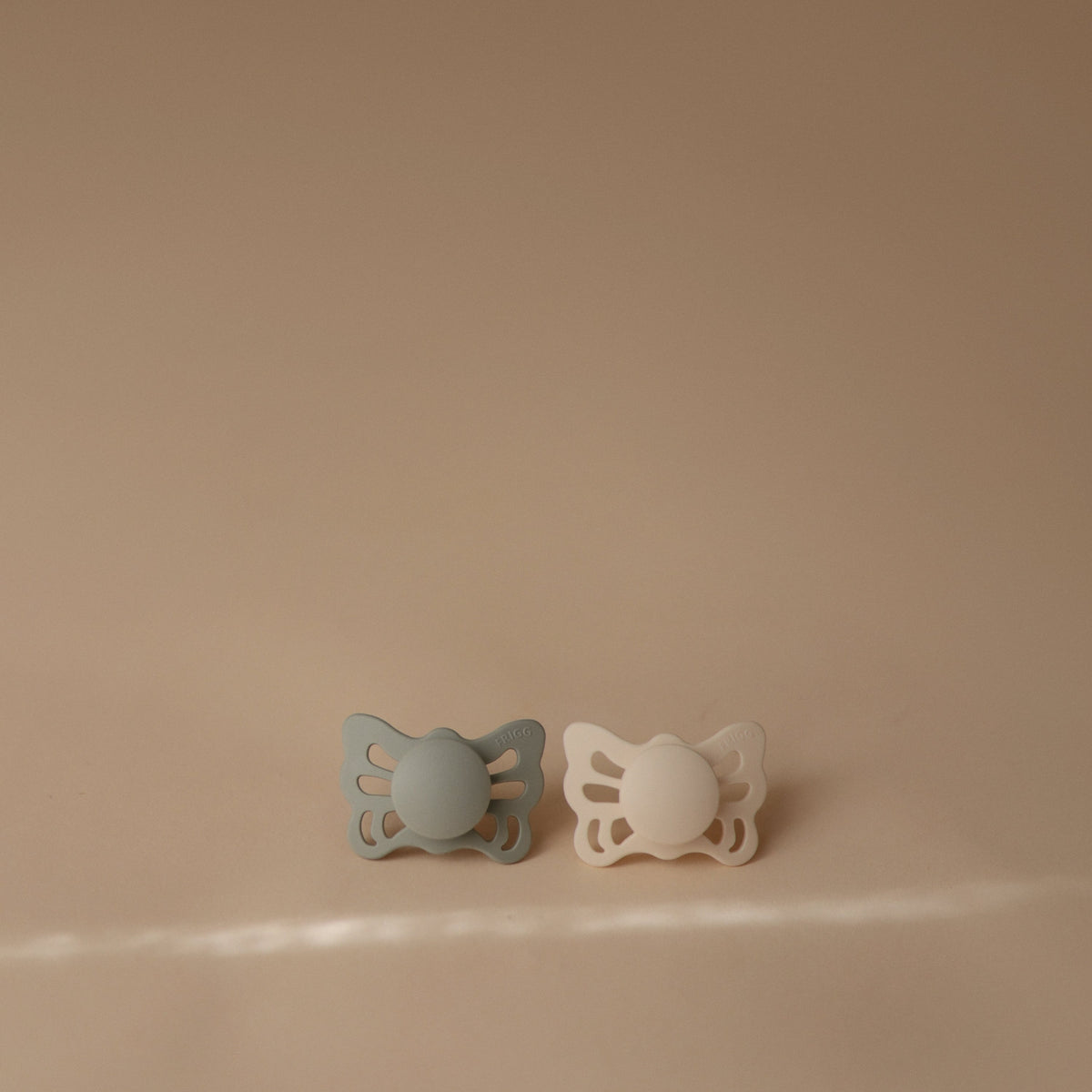 Mushie FRIGG Butterfly Anatomical Silicone Pacifier 2 - Pack (0 - 6 Months)