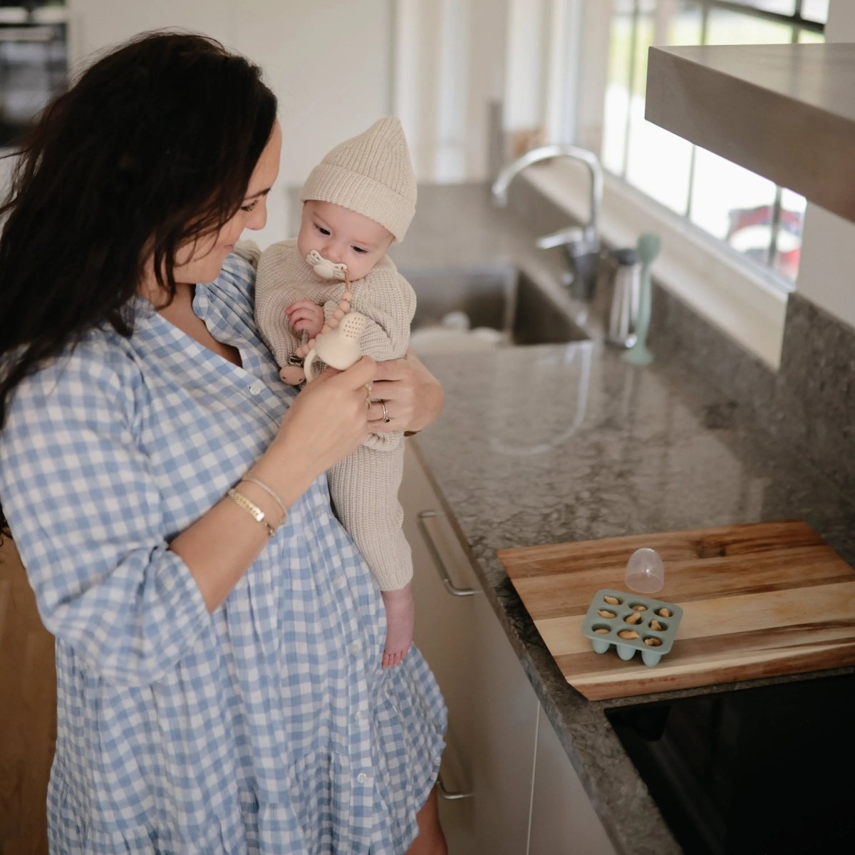 Mushie Frigg Butterfly Anatomical Silicone Pacifier 2 Pack 0 to 6 Months - Everetts Place Boutique - 