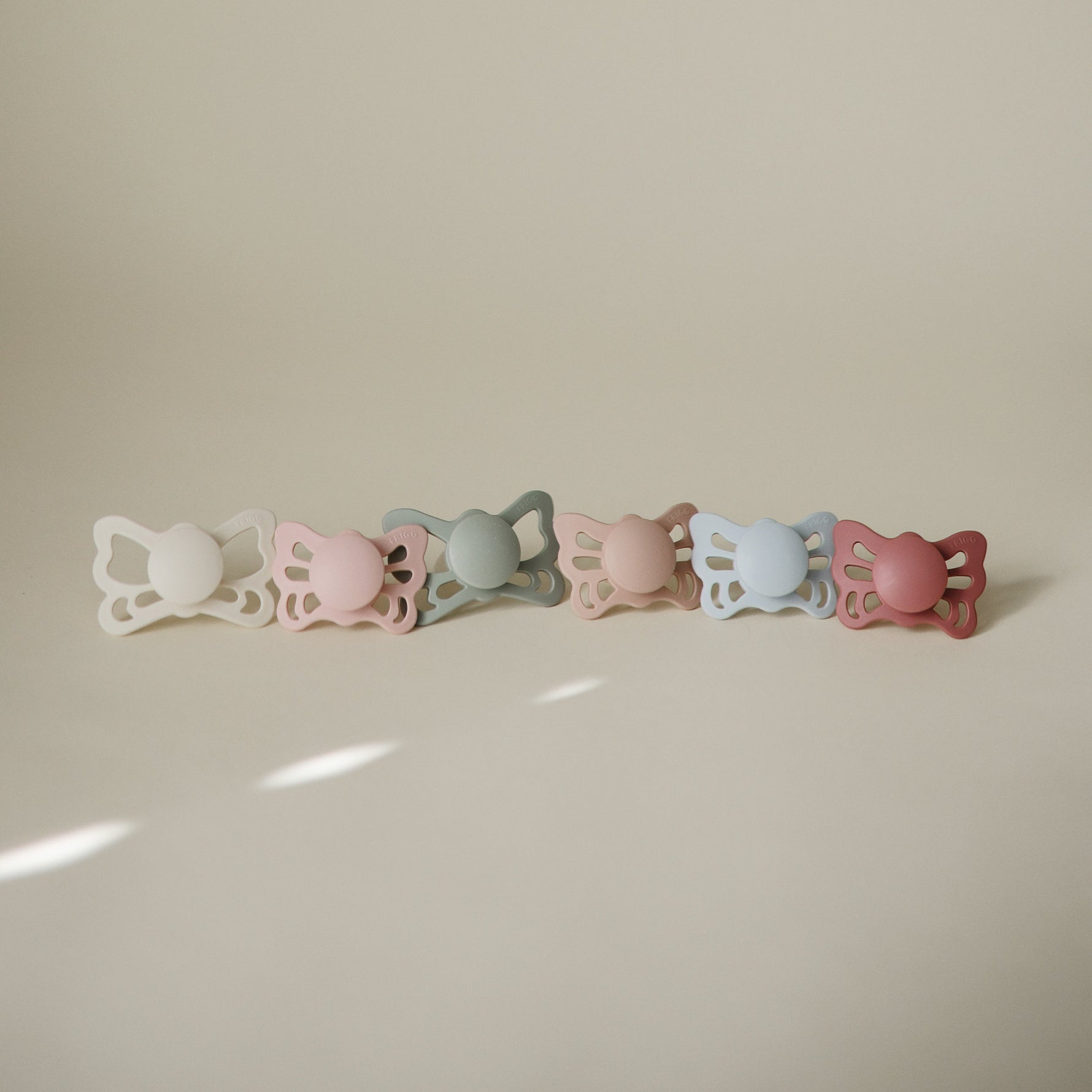 Mushie FRIGG Butterfly Anatomical Silicone Pacifier 2 - Pack (6 - 18 Months) - 