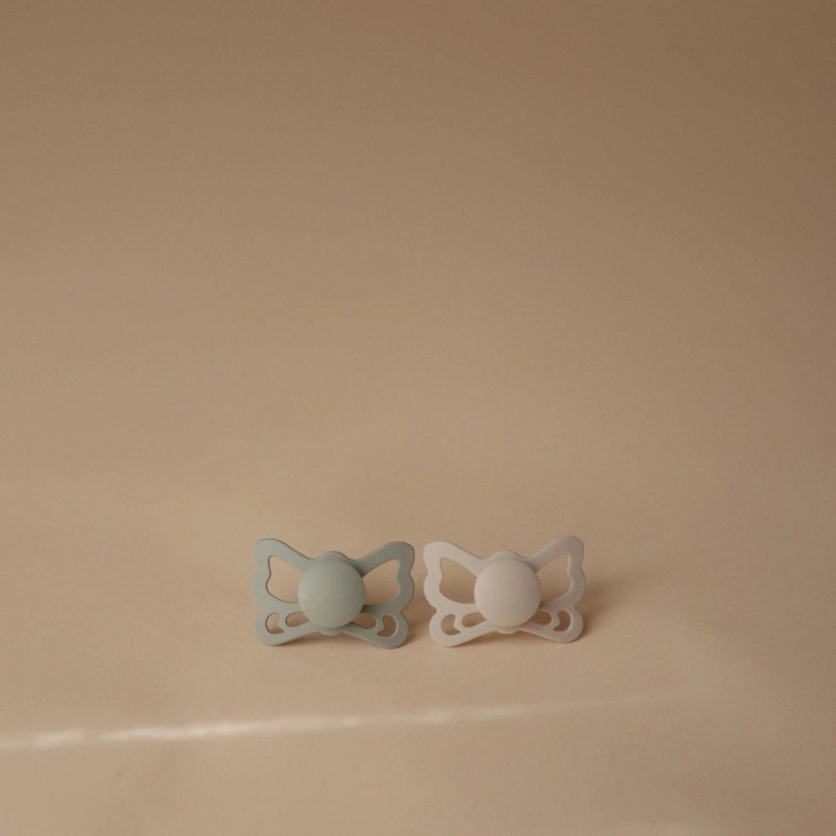 Mushie Frigg Butterfly Anatomical Silicone Pacifier 2 Pack 6 to 18 Months - Everetts Place Boutique - 