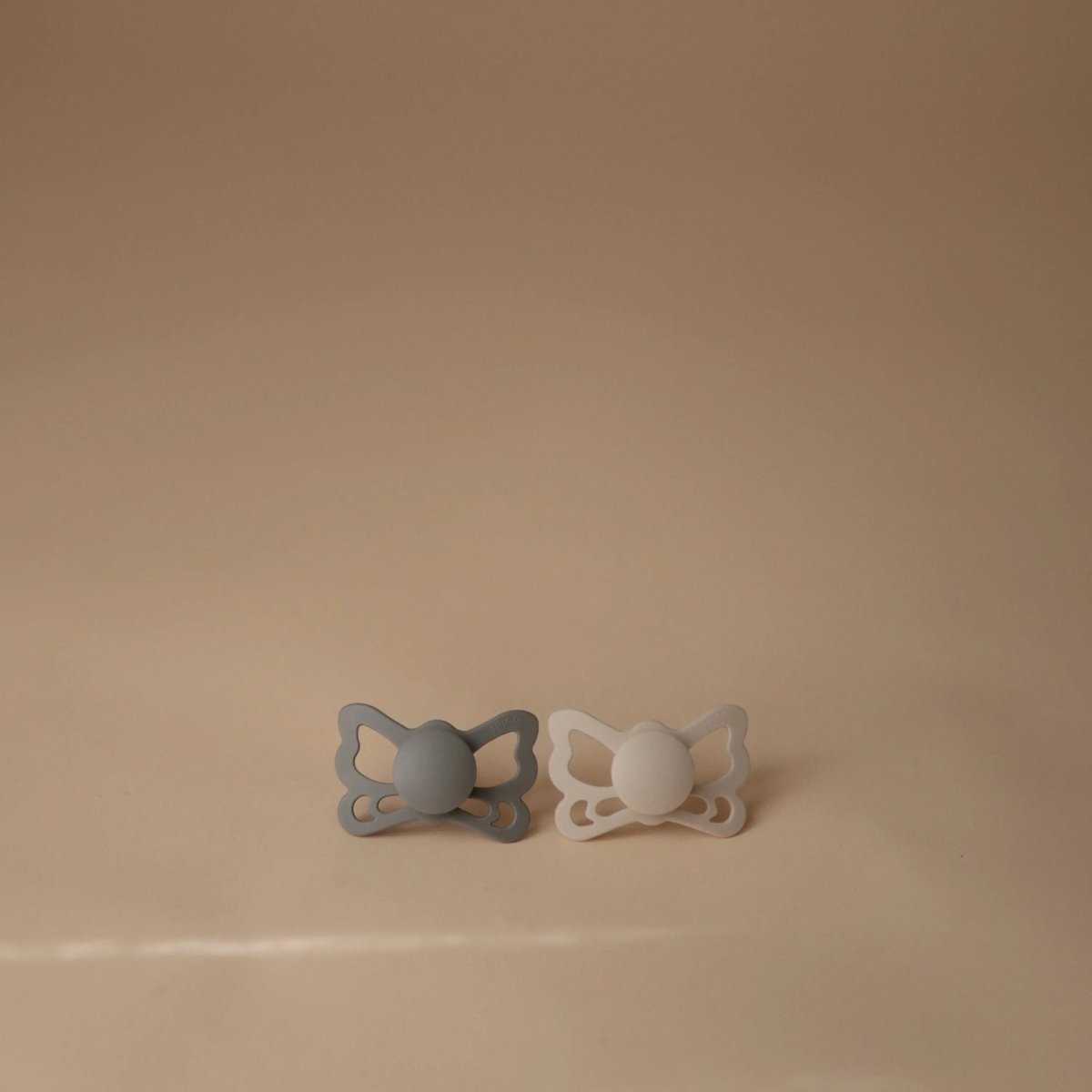 Mushie Frigg Butterfly Anatomical Silicone Pacifier 2 Pack 6 to 18 Months - Everetts Place Boutique - 