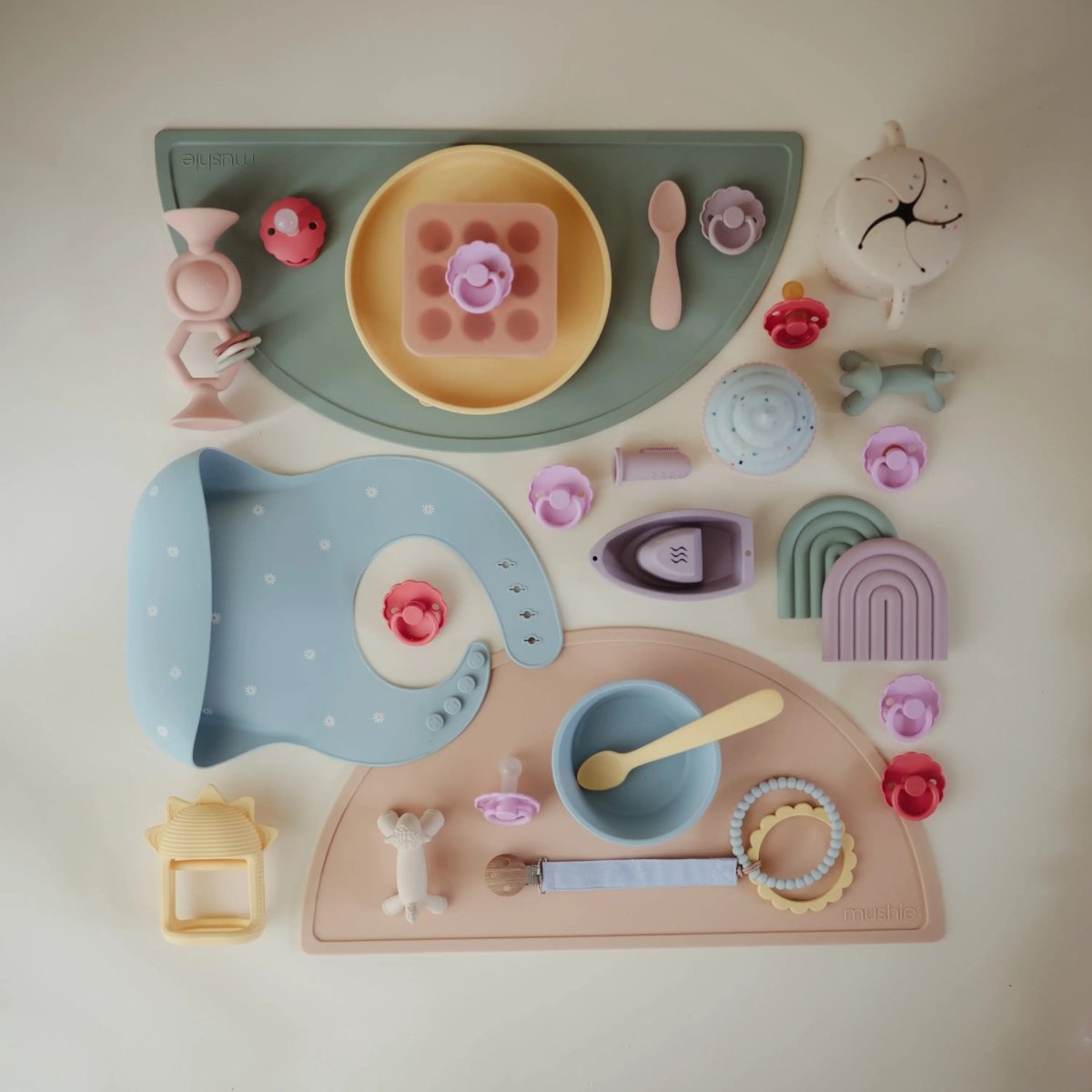 Mushie Frigg Daisy Natural Rubber Pacifier Two Pack - 