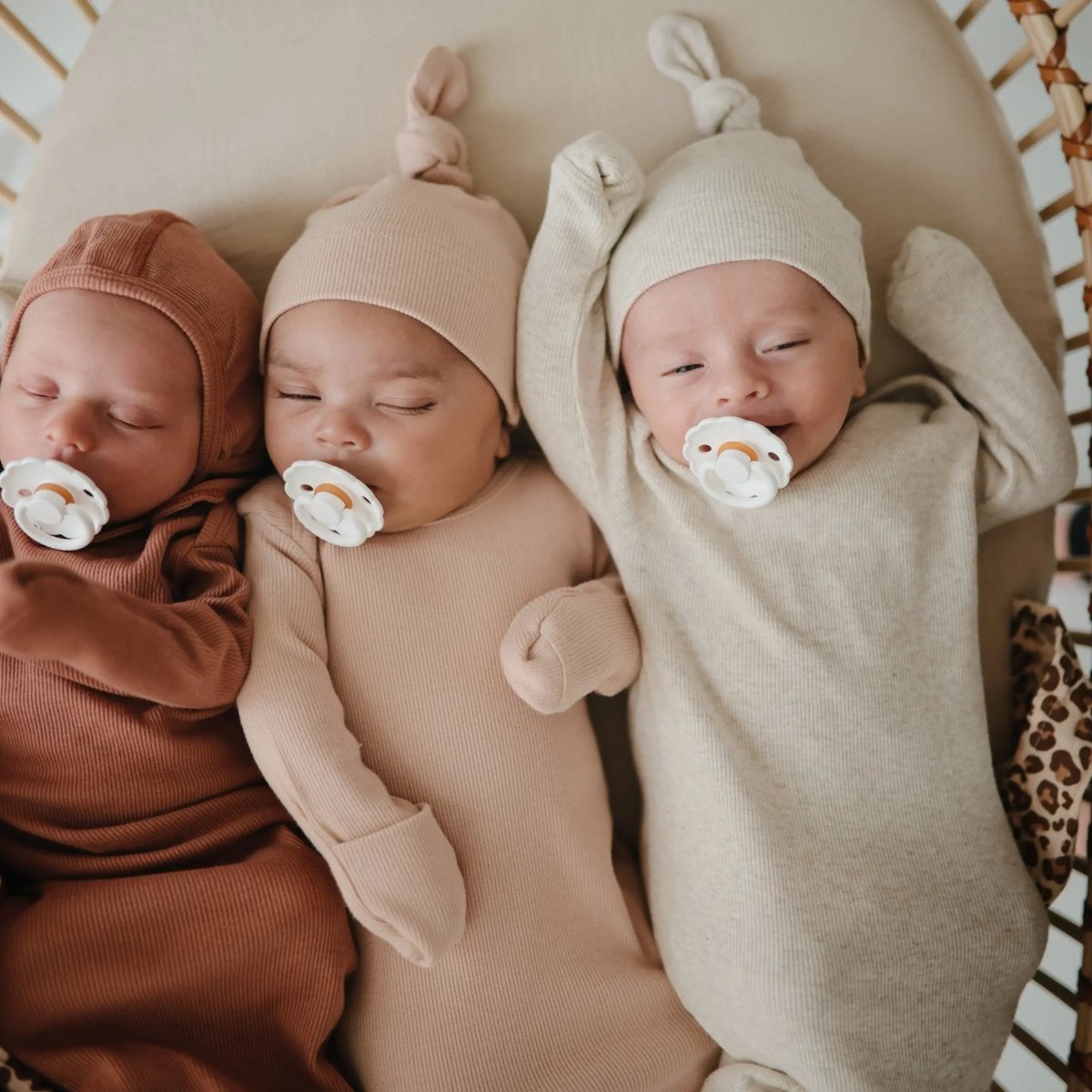 Mushie Frigg Daisy Natural Rubber Pacifier Two Pack - Everetts Place Boutique - 