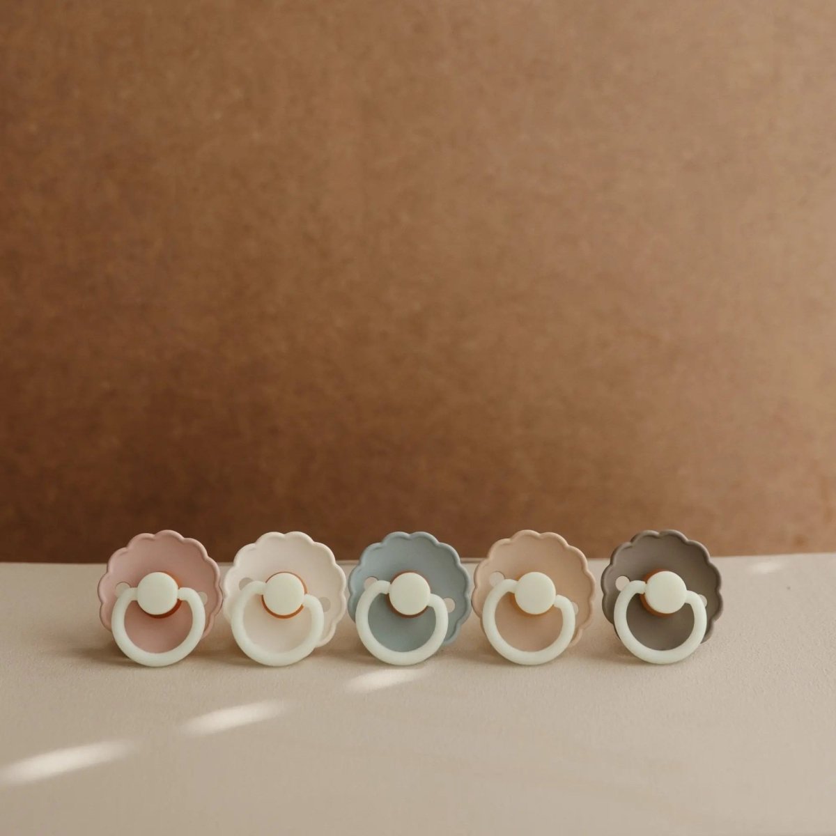 Mushie Frigg Daisy Night Natural Rubber Pacifier 2 Pack - Everetts Place Boutique - 