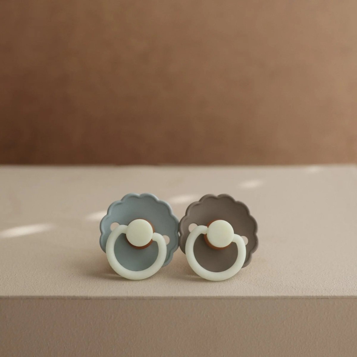 Mushie Frigg Daisy Night Natural Rubber Pacifier 2 Pack - Everetts Place Boutique - 