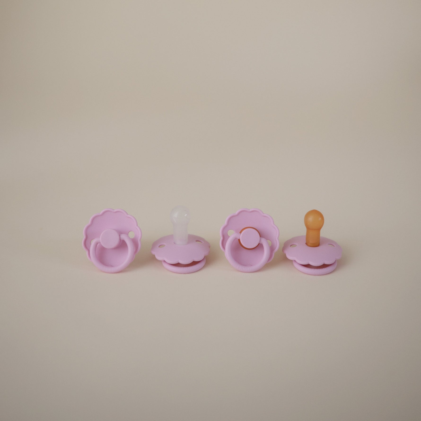 Mushie FRIGG Daisy Silicone Pacifier 2 - Pack