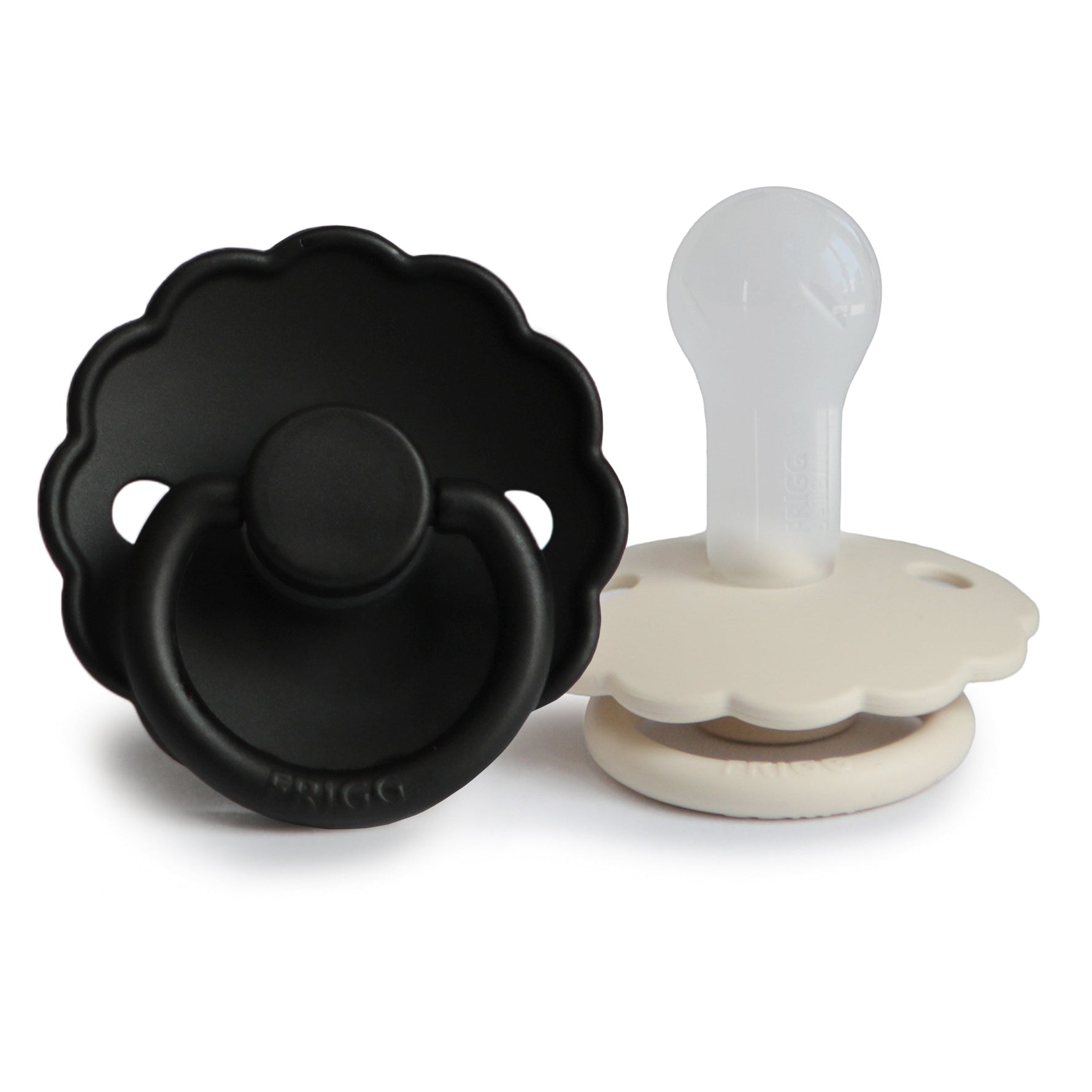 Mushie FRIGG Daisy Silicone Pacifier 2 - Pack Everetts Place