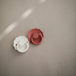 Mushie FRIGG Daisy Silicone Pacifier 2 - Pack