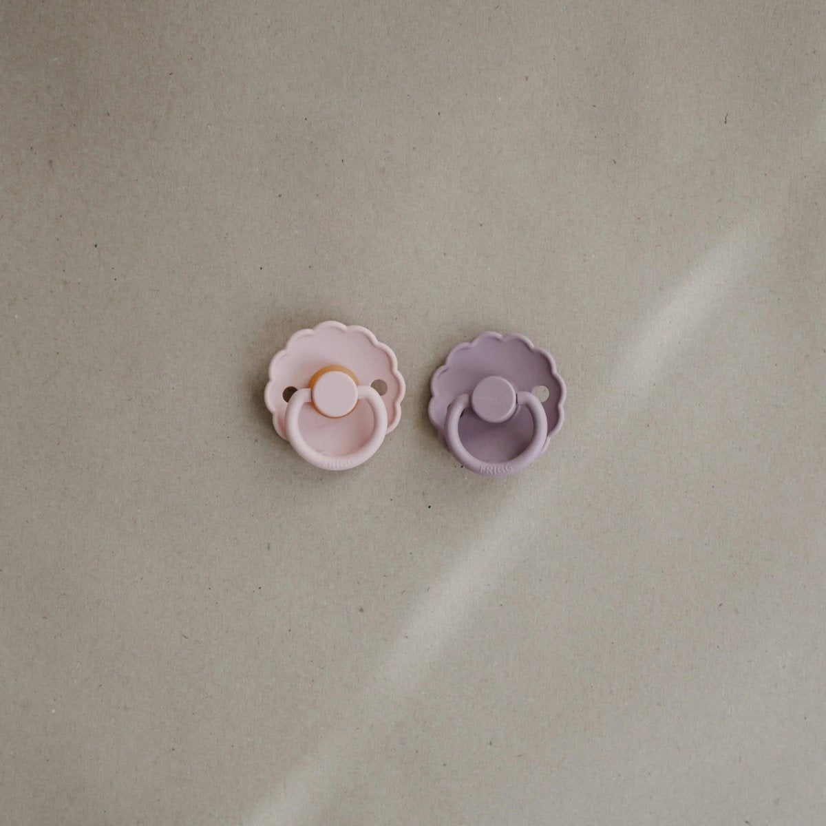 Mushie Frigg Daisy Silicone Pacifier 2 Pack with SilkySoft Nipple - Everetts Place Boutique - 