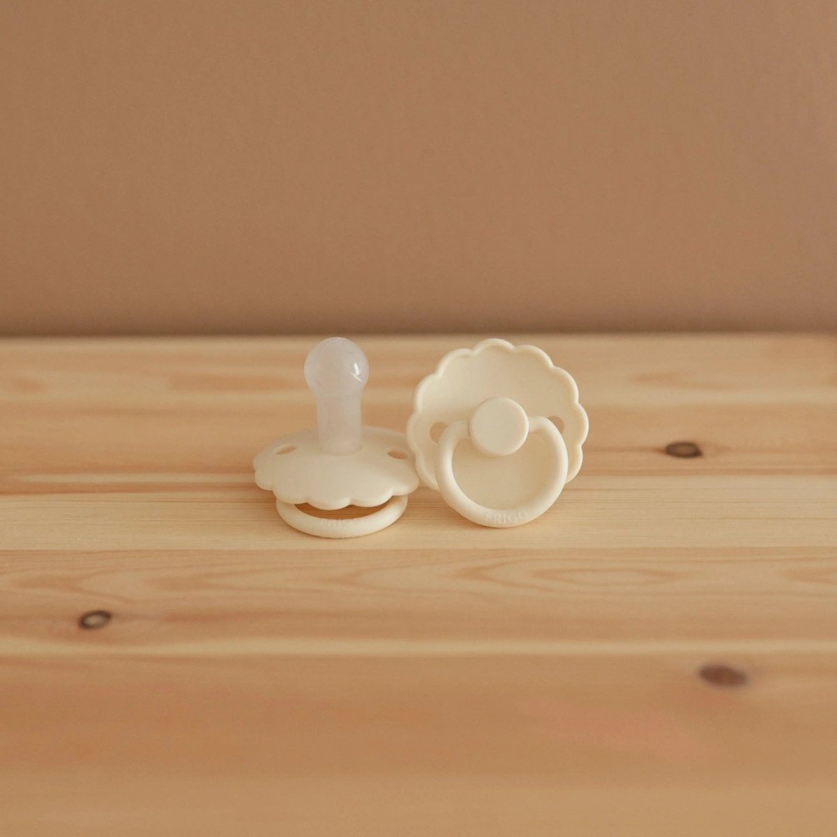 Mushie Frigg Daisy Silicone Pacifier 2 Pack with SilkySoft Nipple - Everetts Place Boutique - 