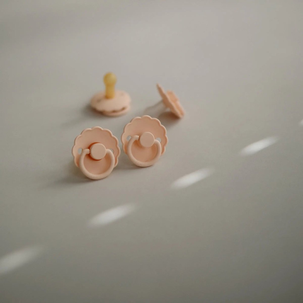 Mushie Frigg Daisy Silicone Pacifier 2 Pack with SilkySoft Nipple - Everetts Place Boutique - 