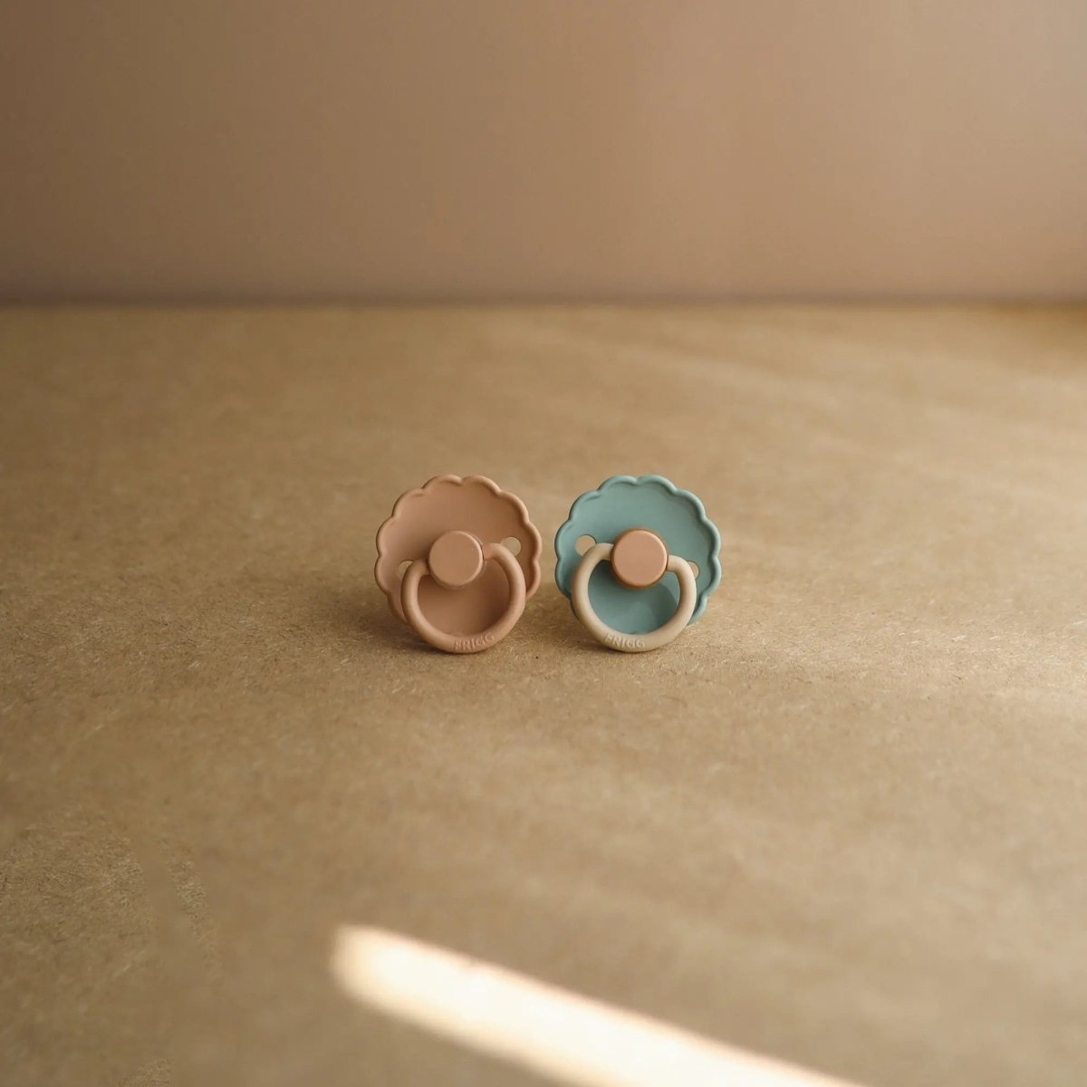 Mushie Frigg Daisy Silicone Pacifier 2 Pack with SilkySoft Nipple - Everetts Place Boutique - 