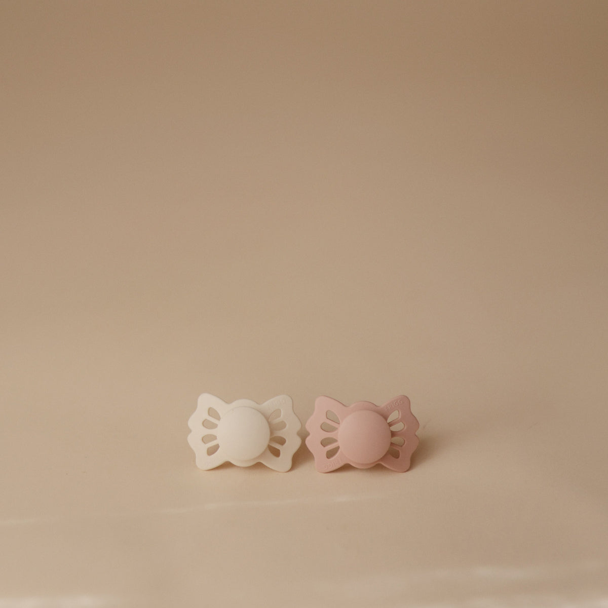 Mushie FRIGG Lucky Symmetrical Silicone Pacifier 2 - Pack (0 - 6 Months) - 