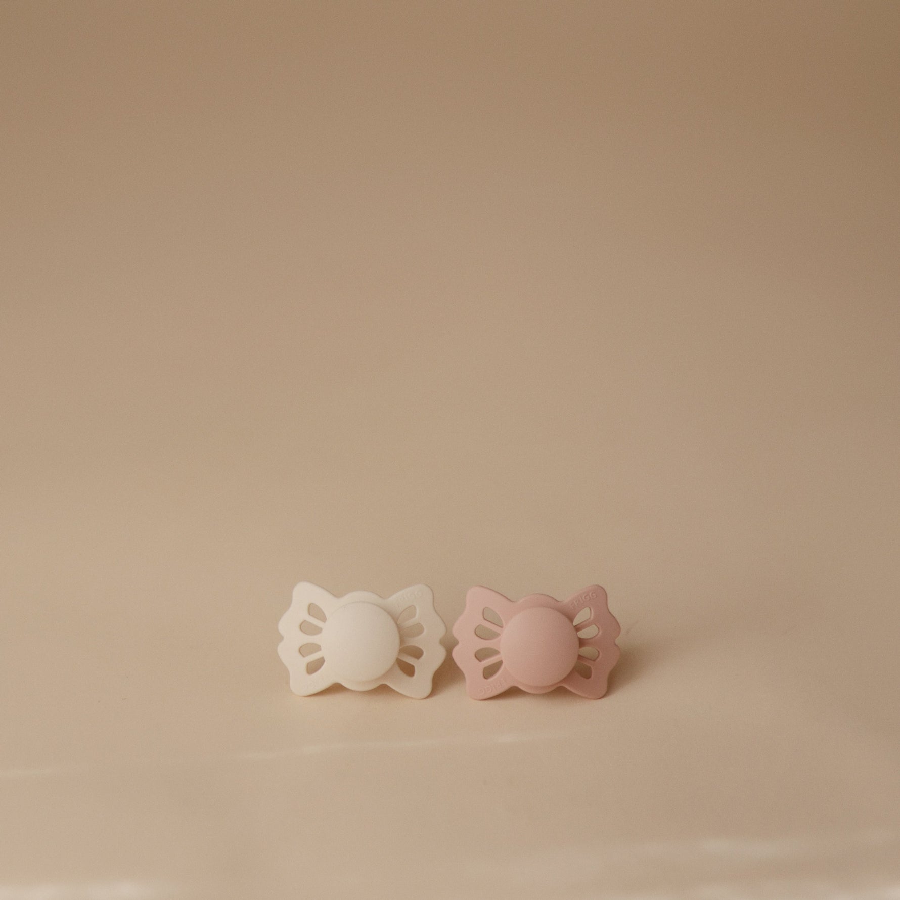 Mushie FRIGG Lucky Symmetrical Silicone Pacifier 2 - Pack (0 - 6 Months) - 
