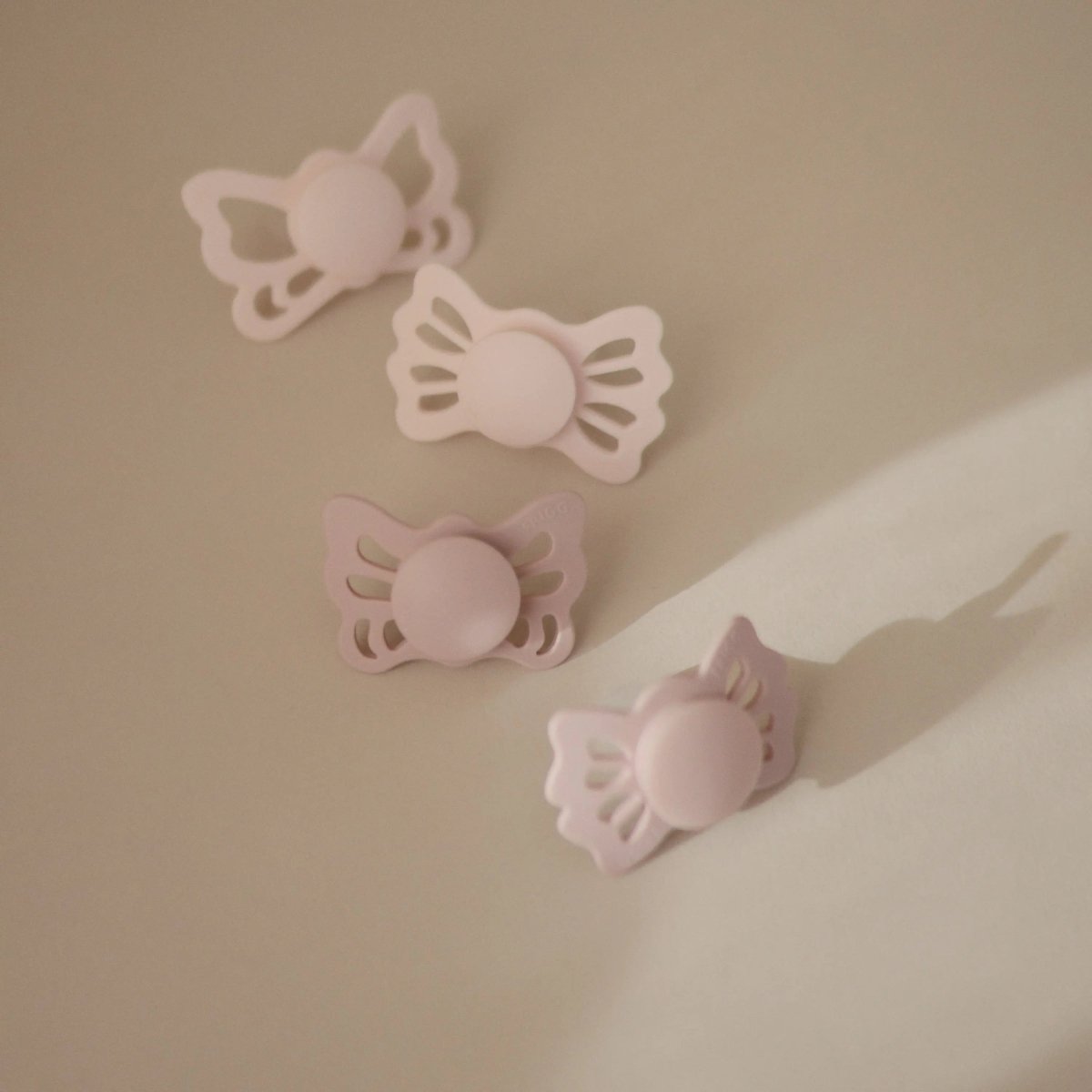 Mushie Frigg Lucky Symmetrical Silicone Pacifier 2 Pack 0 to 6 Months - 