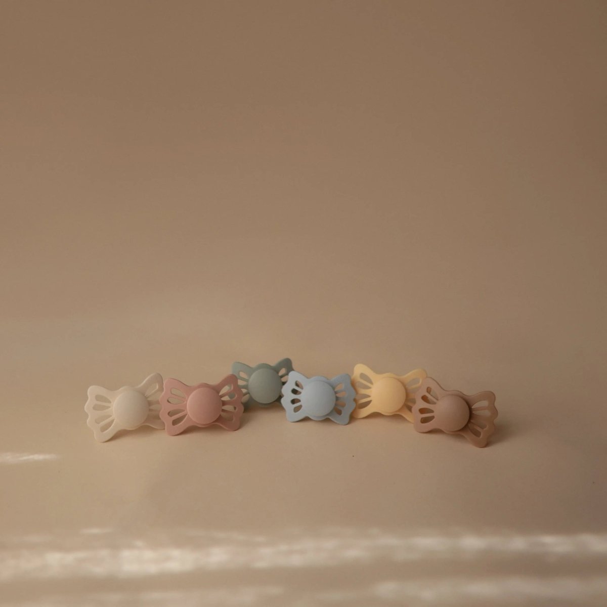 Mushie Frigg Lucky Symmetrical Silicone Pacifier 2 Pack 0 to 6 Months - 