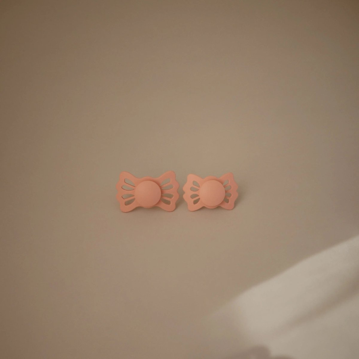 Mushie Frigg Lucky Symmetrical Silicone Pacifier 2 Pack for 6 to 18 Months - Everetts Place Boutique - 