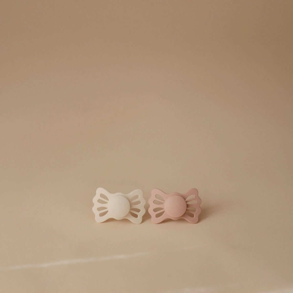 Mushie Frigg Lucky Symmetrical Silicone Pacifier 2 Pack for 6 to 18 Months - Everetts Place Boutique - 