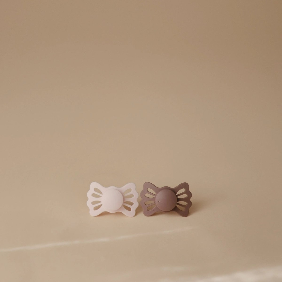 Mushie Frigg Lucky Symmetrical Silicone Pacifier 2 Pack for 6 to 18 Months - Everetts Place Boutique - 