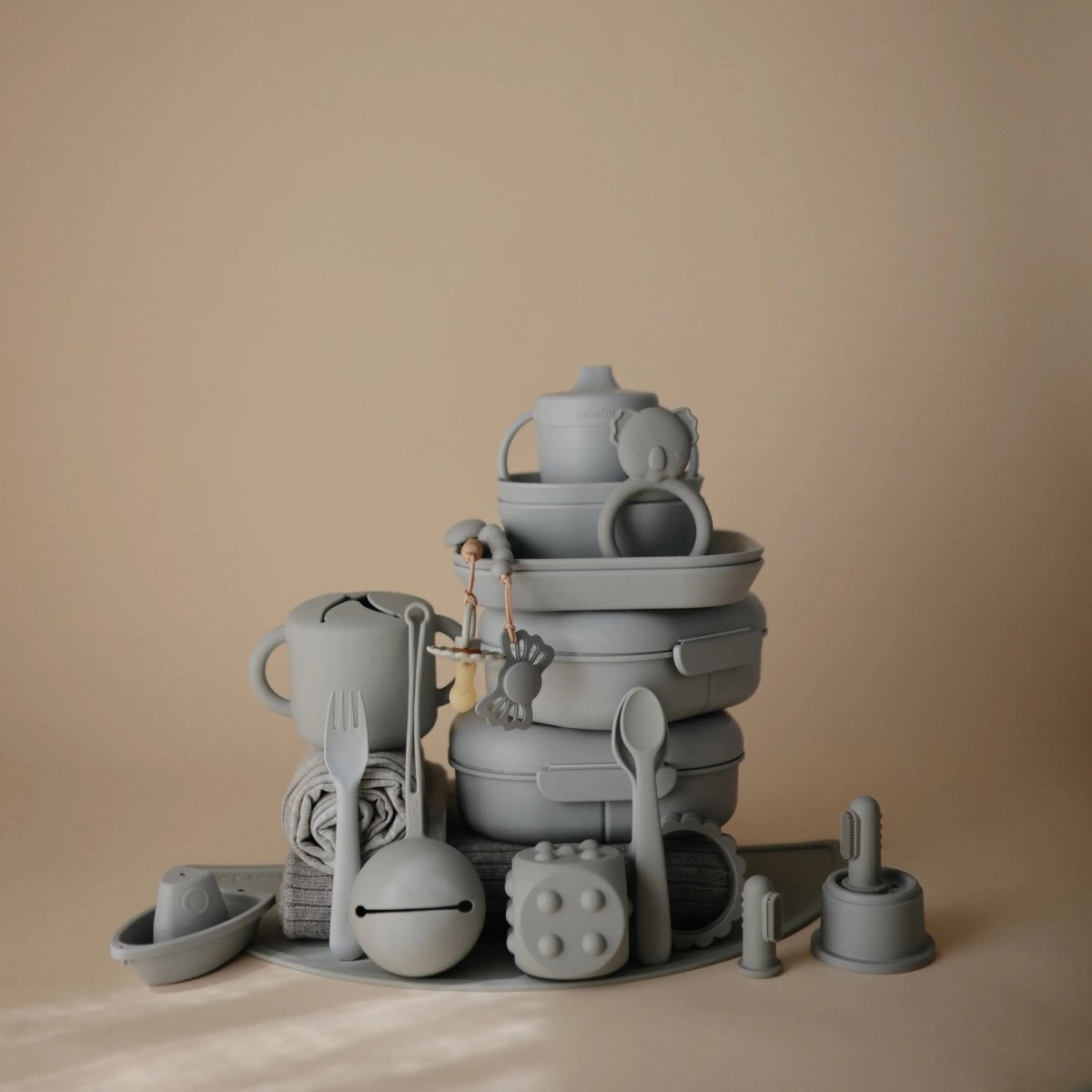 Mushie Frigg Lucky Symmetrical Silicone Pacifier 2 Pack for 6 to 18 Months - 