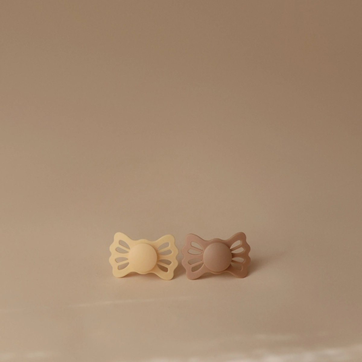 Mushie Frigg Lucky Symmetrical Silicone Pacifier 2 Pack for 6 to 18 Months - Everetts Place Boutique - 